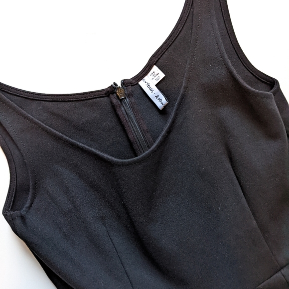 & Other Stories Midi Fit and Flare - Picture 3 of 9